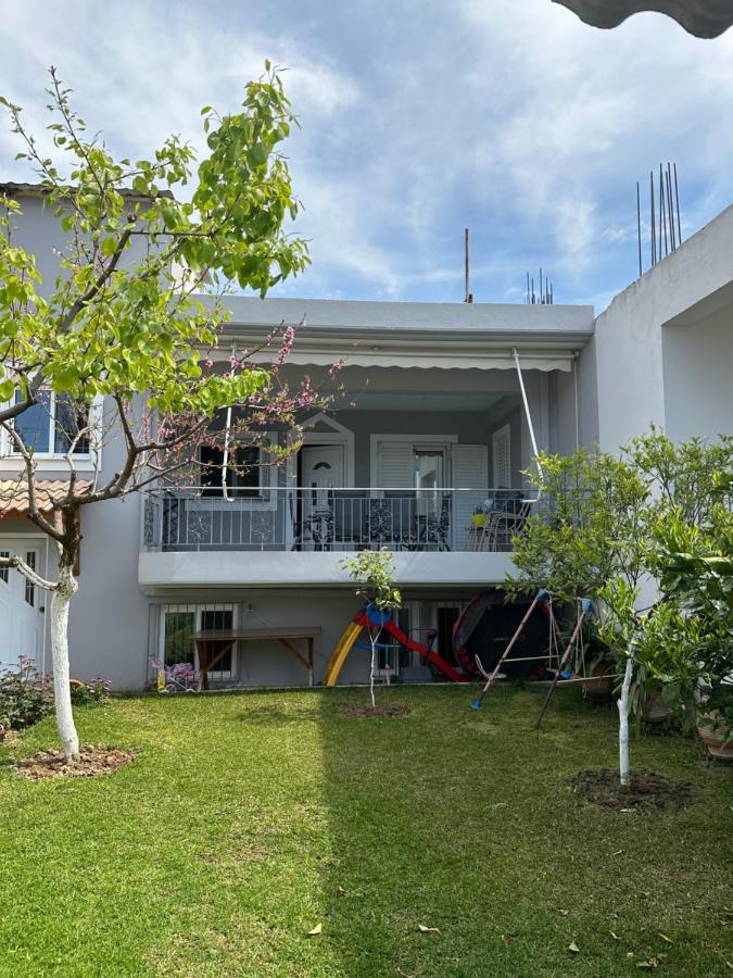בית נופש Serenity Place פאטרה